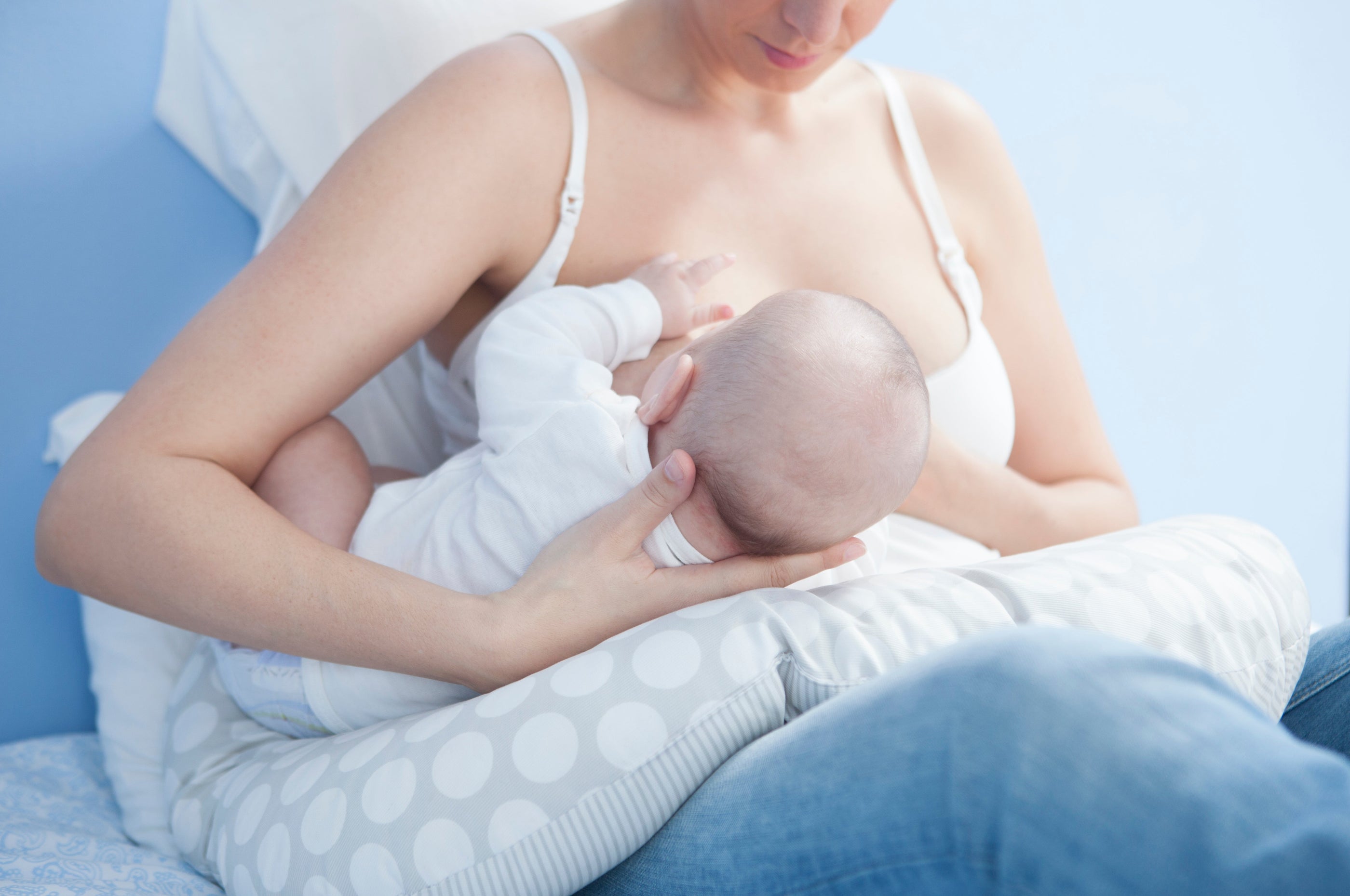 A Lactation Consultant’s Tips for Breastfeeding During the Holidays