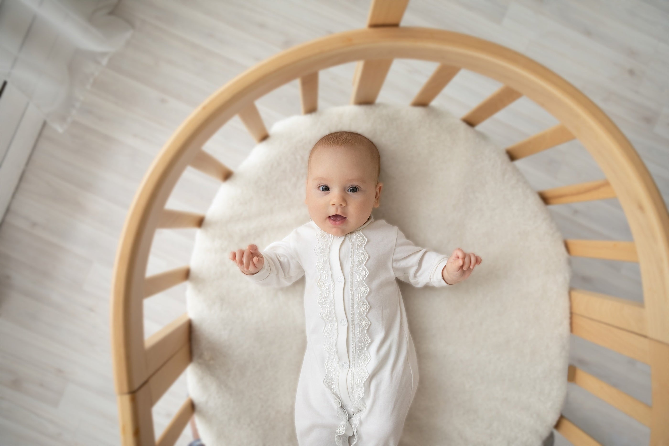 Smart Bassinets: What Parents Need to Know (From a Pediatric Nurse)