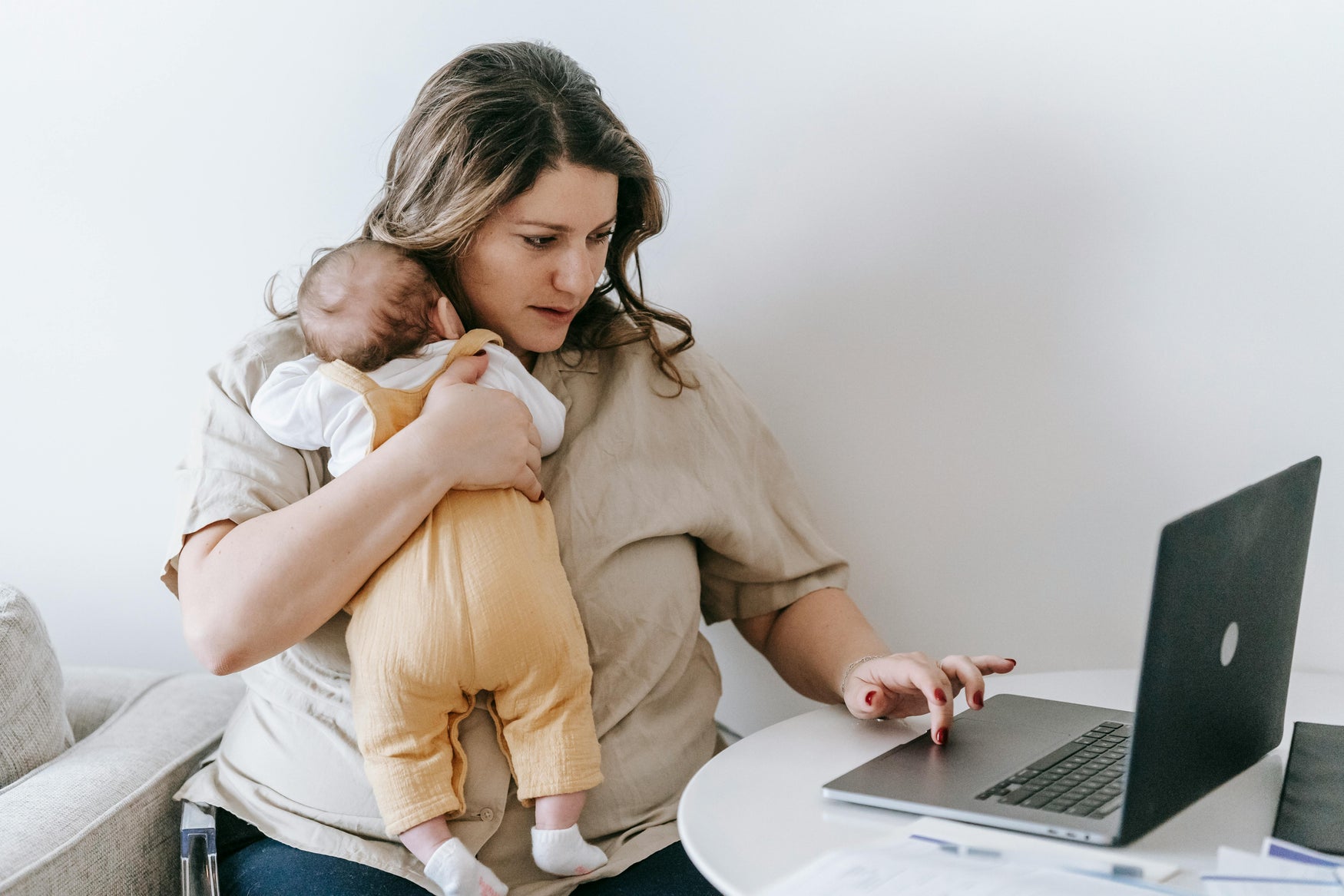 Work-Life Balance for New Parents: Real Tips for Juggling Work & Baby ...